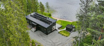 Luxury Lakeside Villa with Sauna & Outdoor Grill