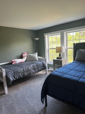 6 chambres, Wi-Fi gratuit, draps fournis