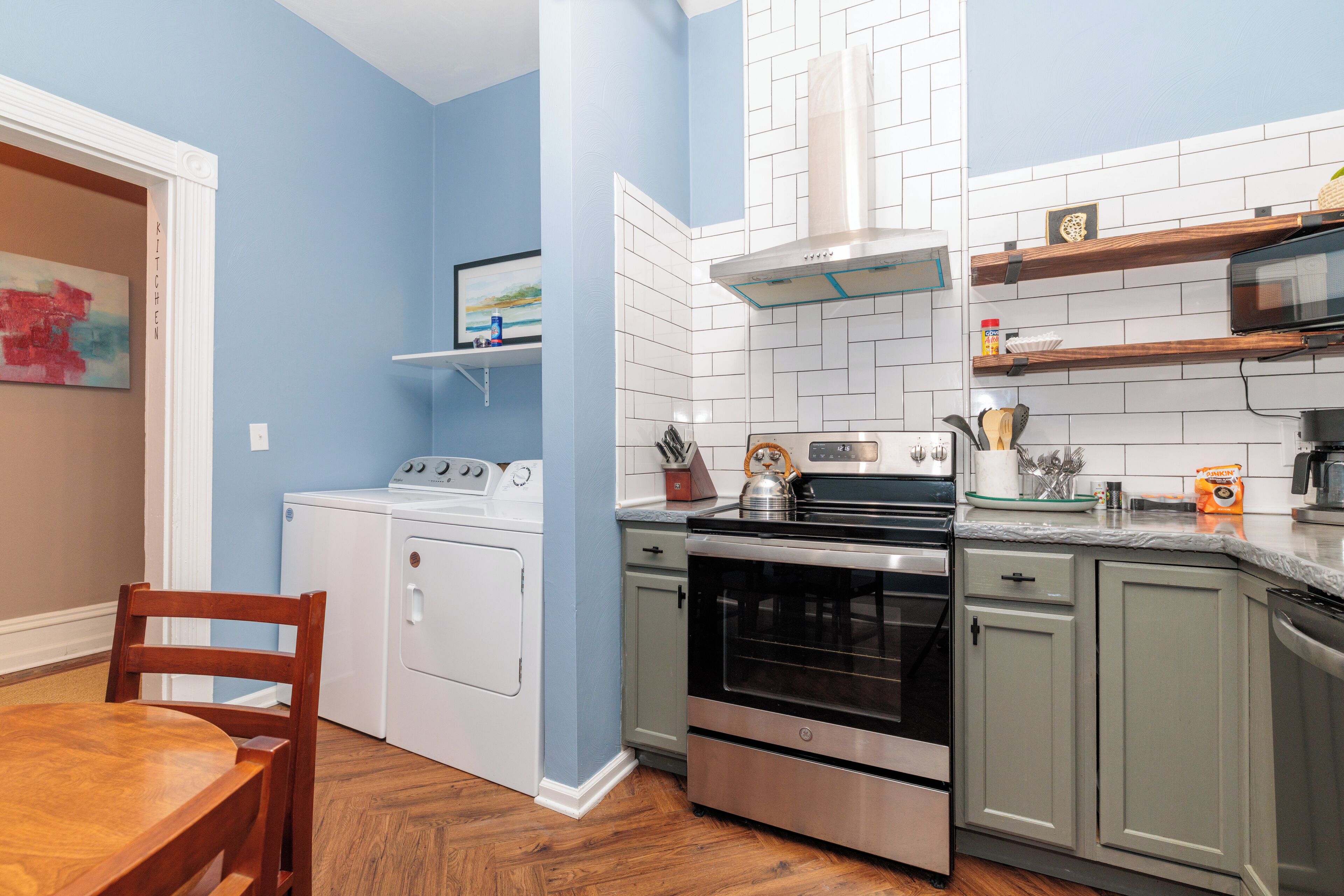 Microwave, oven, stovetop, dishwasher