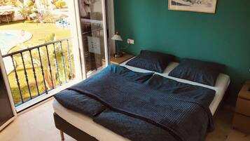 2 slaapkamers, een strijkplank/strijkijzer, gratis wifi, beddengoed