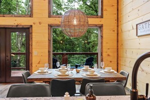 Free WiFi - Theo's Treehouse (Gatlinburg)
