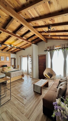 Charming Loft Maria Bonita, in the magical town of Valle De Bravo.