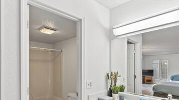 Towels, soap, toilet paper