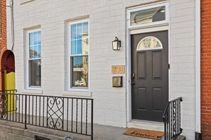 Exterior detail - WALK to Everything! Incredible Downtown Location! (Lancaster)