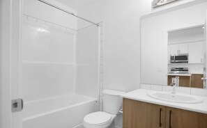 Towels, soap, shampoo, toilet paper