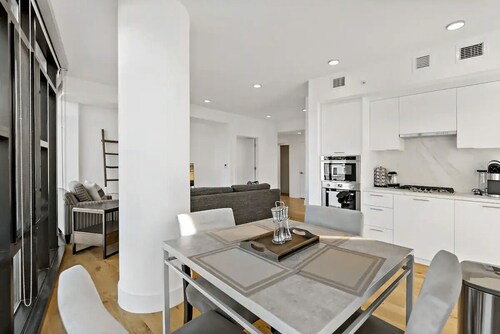 Shaw 2BR | Corner City Views & Garage Parking