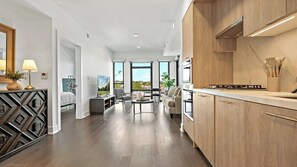Interior - Contemporary | Downtown | Views (Washington)