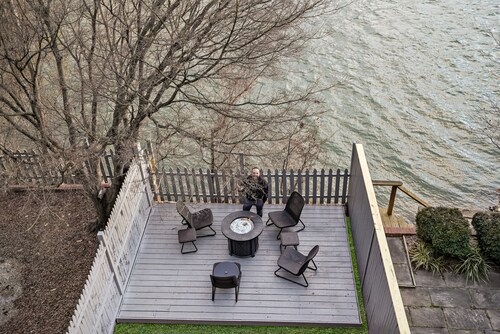 Georgetown 4BR Waterfront Townhome | Potomac Views & Parking