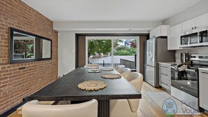 Geladeira, micro-ondas, fogão, cooktop