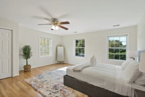 5 chambres, fer et planche à repasser, accès Internet, draps fournis