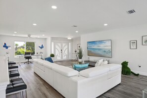 Smart TV, books, offices