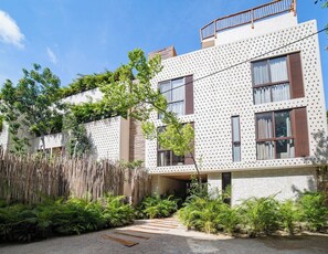 Exterior - 2Bed, Jungle Apt w/Private Pool withbeach nearby and Cenotes in SafeNeighborhood (Tulum)