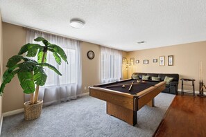 Spielezimmer