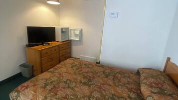 Appartement supérieur, 1 grand lit, cuisine | Espace de travail pour ordinateurs portables, accès au Wi-Fi (inclus)