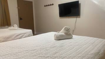 Deluxe Room, 2 Double Beds