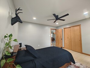 3 Schlafzimmer, Bügeleisen/Bügelbrett, WLAN, Bettwäsche