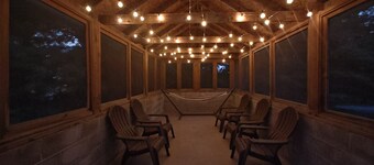 Private 3-bedroom, 2-bath House with Large Yard in Shippensburg