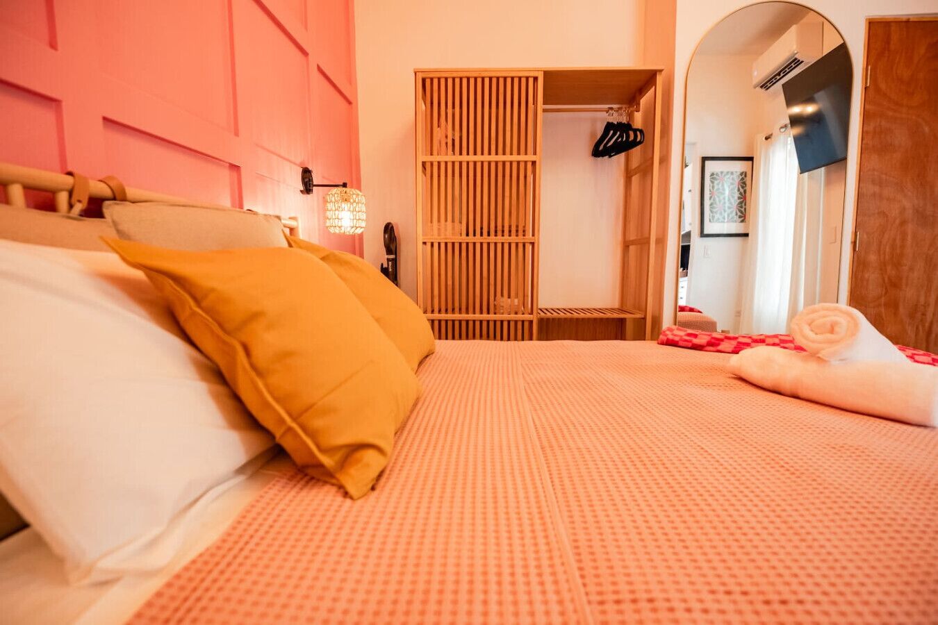 1 camera, ferro/asse da stiro, Wi-Fi gratuito, lenzuola