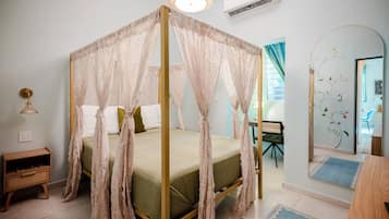 Schreibtisch, Bügeleisen/Bügelbrett, kostenloses WLAN, Bettwäsche