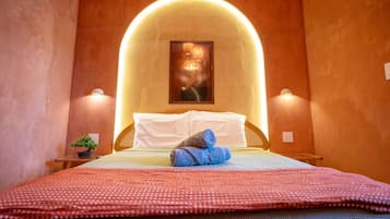 2 bedrooms, desk, iron/ironing board, free WiFi