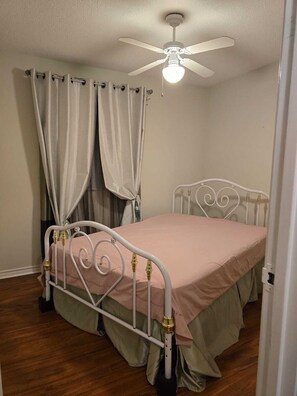 3 habitaciones, wifi y ropa de cama