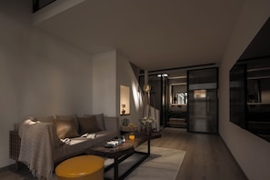 Senior Loft, Garden View | Blackout drapes, soundproofing, iron/ironing board, free WiFi
