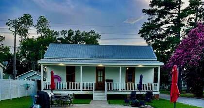 Charming 1-bedroom historical cottage in serene Marksville with heated pool.