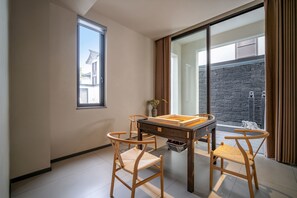 Design Villa, Multiple Bedrooms, Balcony, Courtyard View | Living area