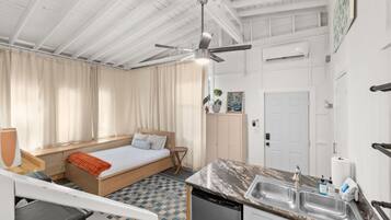 1 quarto, ferros/tábuas de passar roupa, Wi-Fi de cortesia