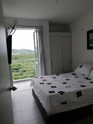 2 Schlafzimmer, Bügeleisen/Bügelbrett, Internetzugang, Bettwäsche