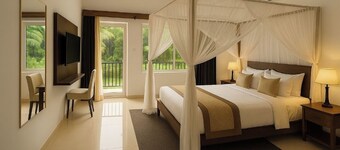 6luxurious room@walkable to beach wifi/food/beach