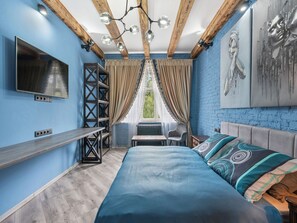 2 Schlafzimmer, Schreibtisch, Internetzugang