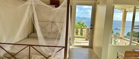 3 slaapkamers, een strijkplank/strijkijzer, wifi, beddengoed