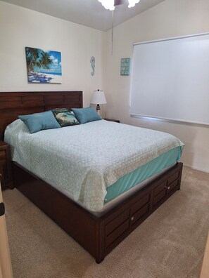 3 bedrooms, desk, iron/ironing board, free WiFi