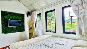 2 bedrooms, free WiFi, bed sheets, wheelchair access