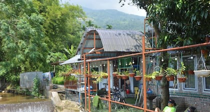 PAPA'S GARDEN - HOMESTAY HA GIANG (NATURE TOUCHES YOU)