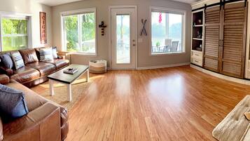 Téléviseur connecté, foyer