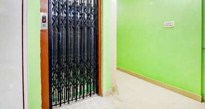 Hotel O Bolpur Central Railway Junction