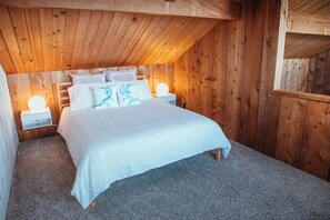 2 bedrooms, iron/ironing board, travel cot, free WiFi