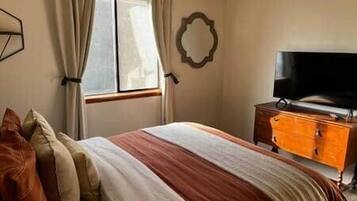 1 Schlafzimmer, Bügeleisen/Bügelbrett, kostenloses WLAN, Bettwäsche