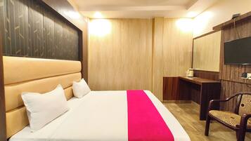 Superior Quadruple Room, Air conditioning | View from room