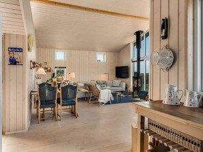 House | Bahagian dalam