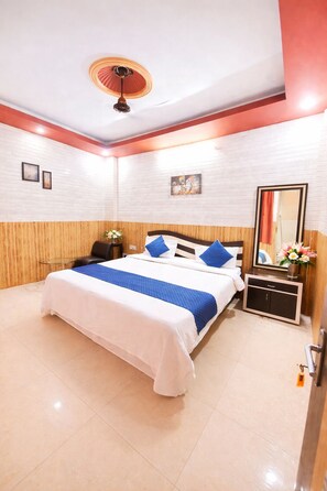Front of property - A Top Rated Hotel Man-Galam Inn Lucknow (Lucknow)