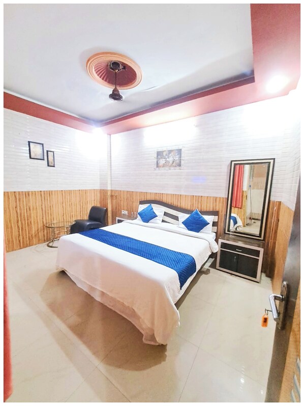 Hypoallergeen beddengoed, een bureau, geluiddichte muren, gratis wifi