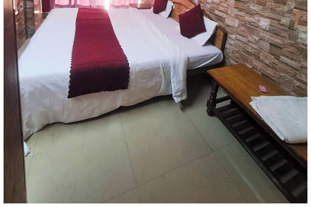 Classic Double Room, Multiple Beds, Air conditioning
