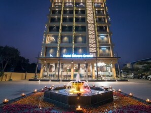 Exterior - Hotel Silvera Grand (Ahmedabad)