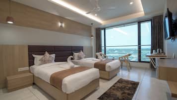 Superior Double or Twin Room | Desk, laptop workspace, iron/ironing board, free WiFi