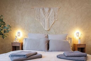 1 bedroom, bed sheets - MY STAY - Relaxation on Lake Chiemsee in a central location in Prien (Prien am Chiemsee)