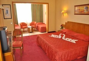 Basic Double Room, Balcony | Free WiFi