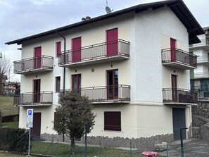 Esterni